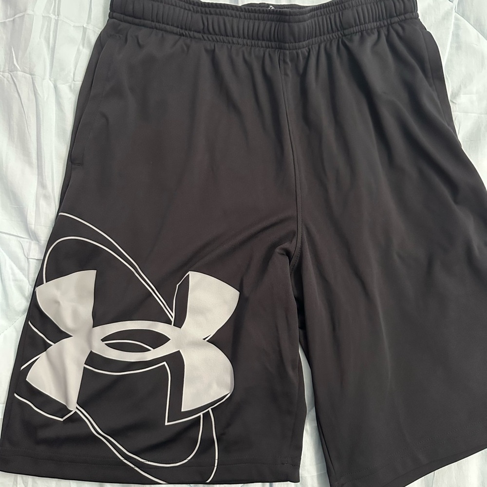 Under Armour boy's Black and White Athletic Shorts